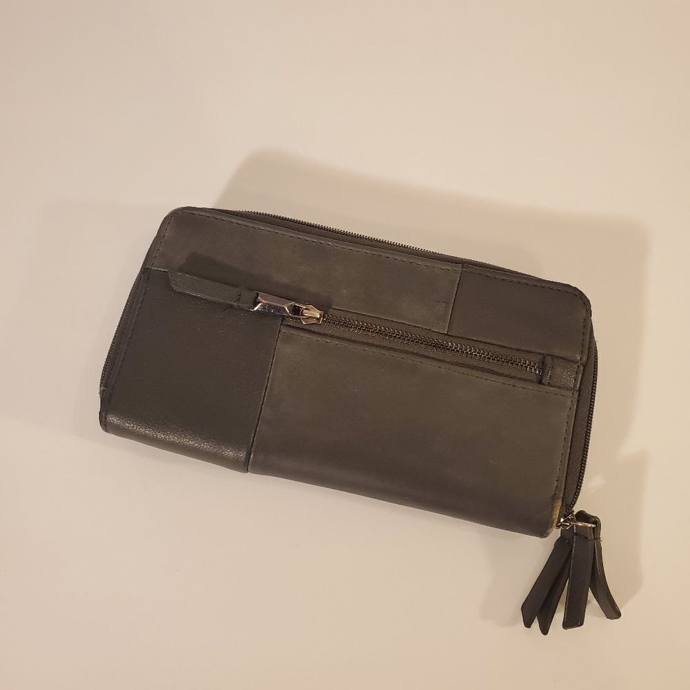 Jessica Simpson wallet - Picture 8 of 14